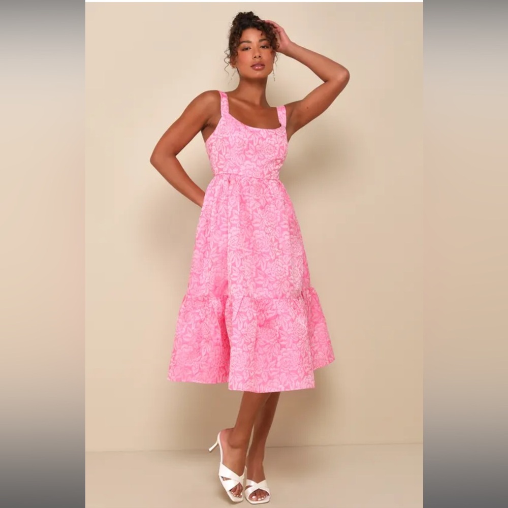NWT Lulus Midi Dress